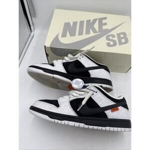 Size 9.5 - Nike SB Dunk Low x TightBooth White